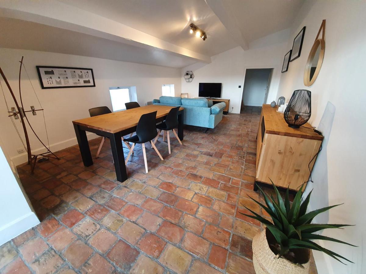 Au Coeur Du Centre Historique - Immeuble Classe - Terrasse - Climatise Nîmes Buitenkant foto
